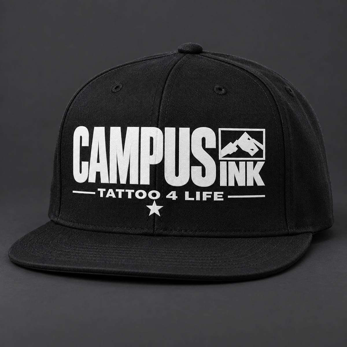 Campus Ink Snapback in Schwarz mit Frontlogo